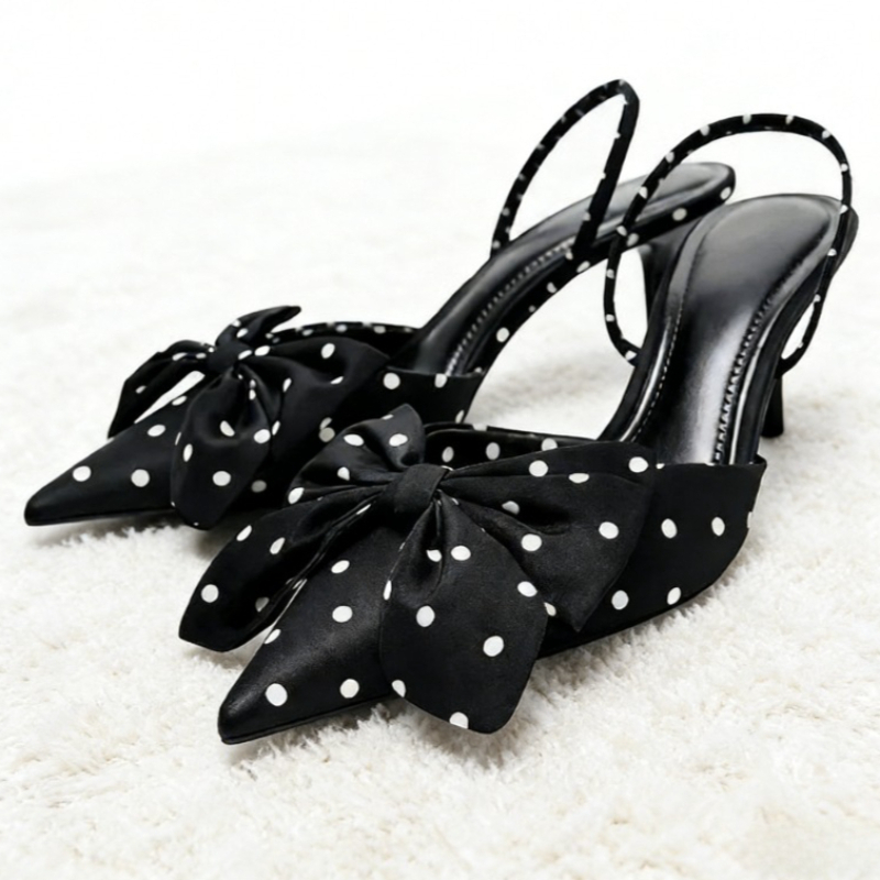 Braun Polka Dot Schmetterling  – Slip Dress Satin Bewertung und Preis